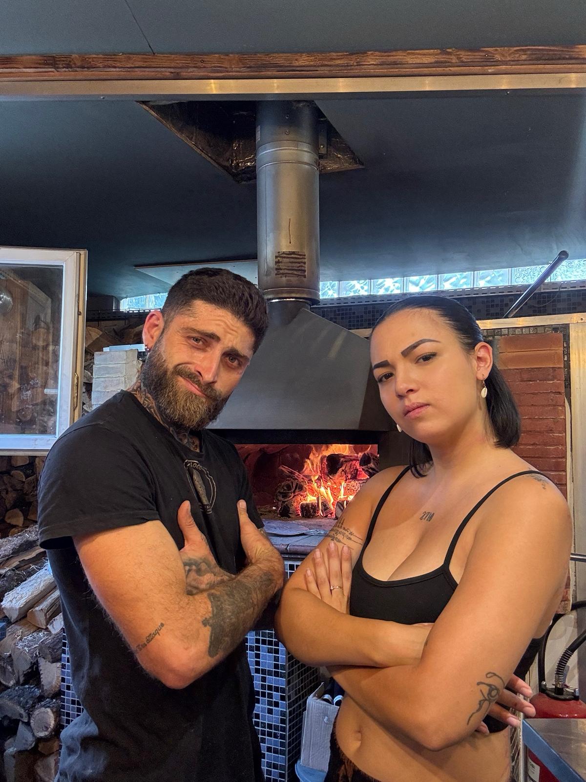 Photographie 2 de la pizzeria et de l'équipe